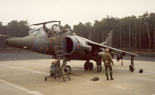 1986-09 Harrier.jpg
